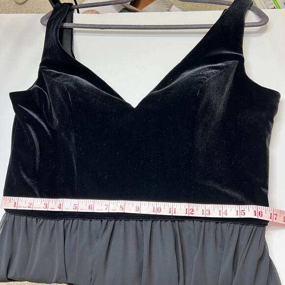 Mori Lee Black Velvet Chiffon Gown Dress Plus Size 16 - Picture 12 of 15